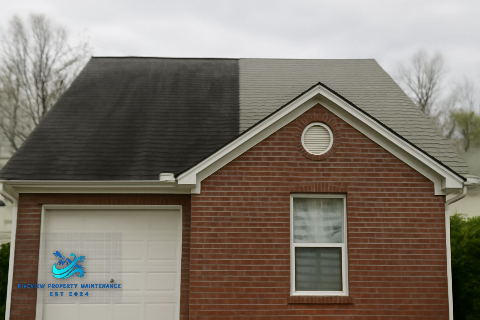 Black algae streaks on asphalt shingles on a Buford, GA home before soft washing