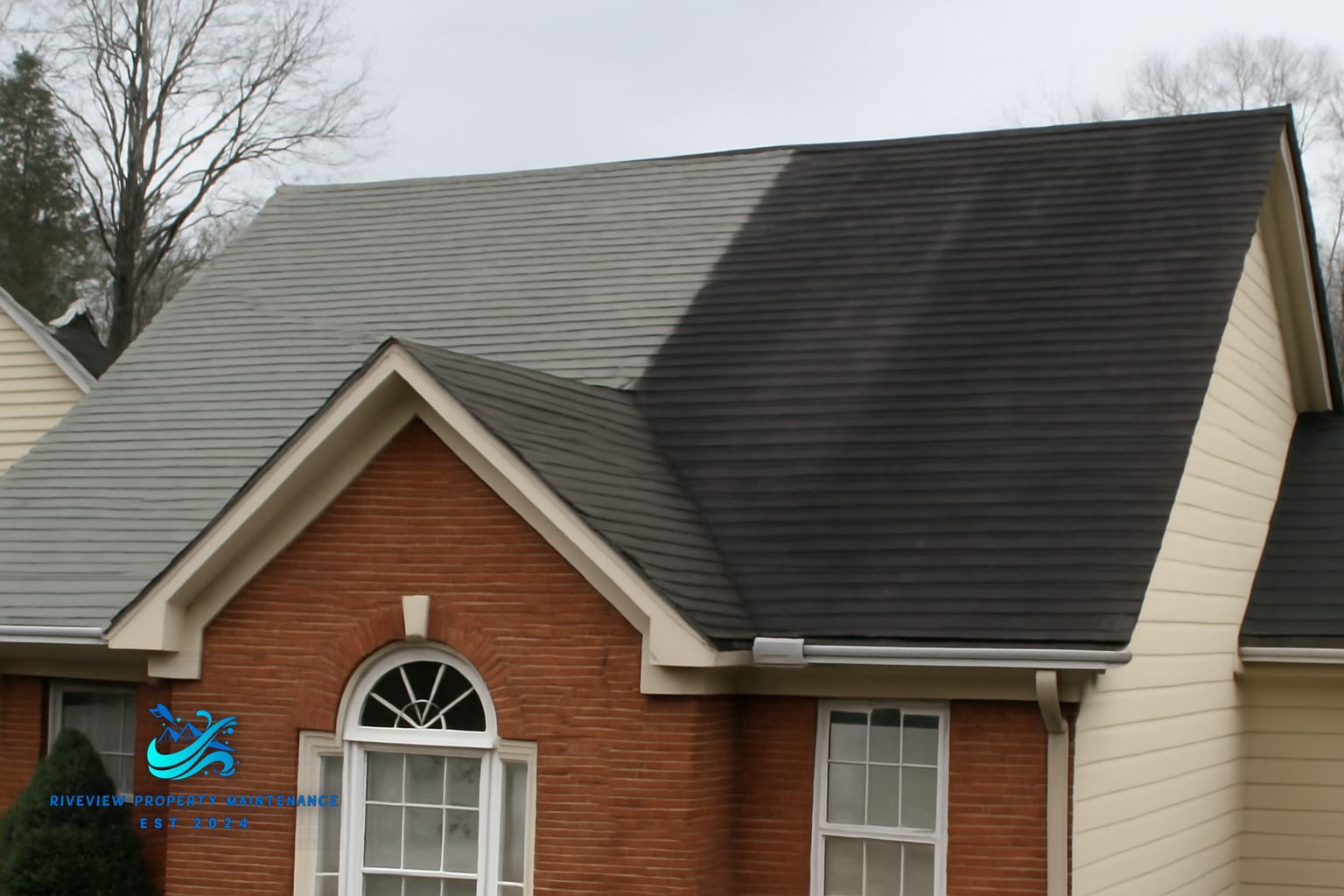 Clean driveway and house exterior after soft washing and pressure washing in Dacula, GA
